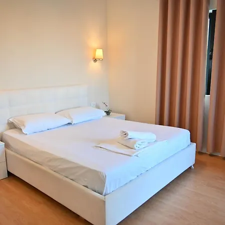 Hotel Globo *