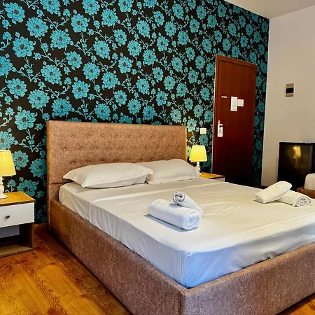 Hotel Globo *
