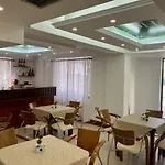 Hotel Globo *
