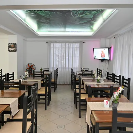 Globo * Durres