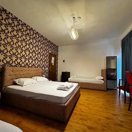 Hotel Globo *